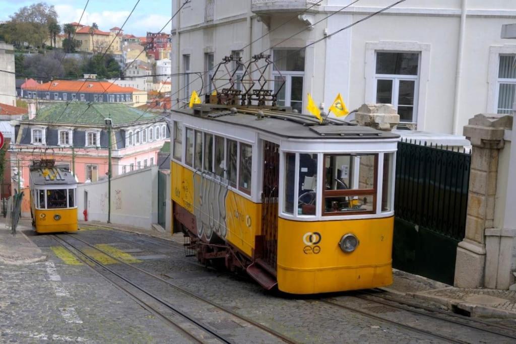 C2 Bairro Alto 18Th Century Beautiful Apartment Lisbon Luaran gambar