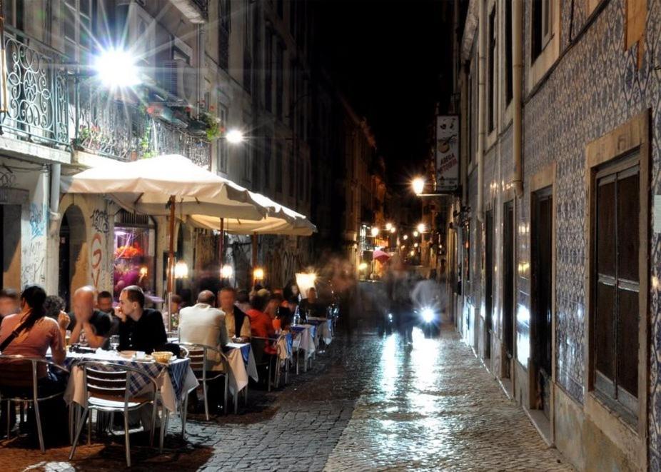C2 Bairro Alto 18Th Century Beautiful Apartment Lisbon Luaran gambar