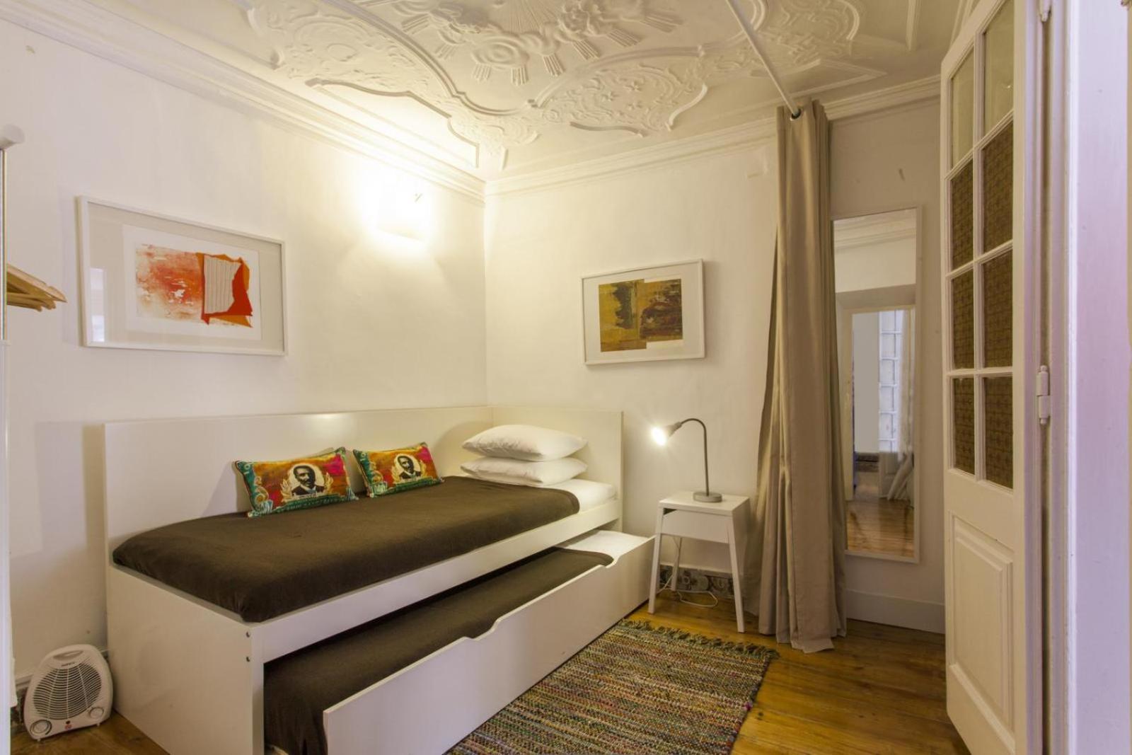 C2 Bairro Alto 18Th Century Beautiful Apartment Lisbon Luaran gambar