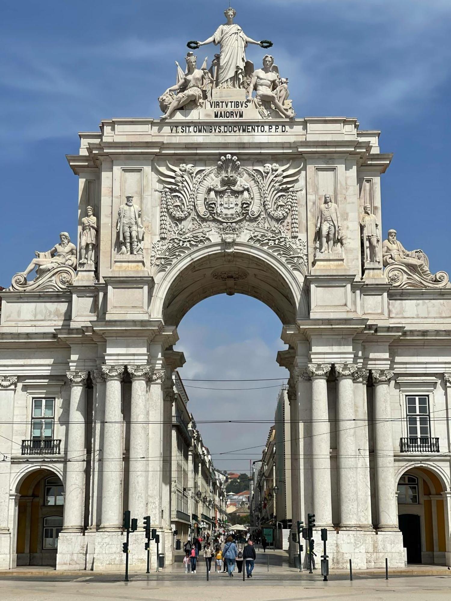 C2 Bairro Alto 18Th Century Beautiful Apartment Lisbon Luaran gambar